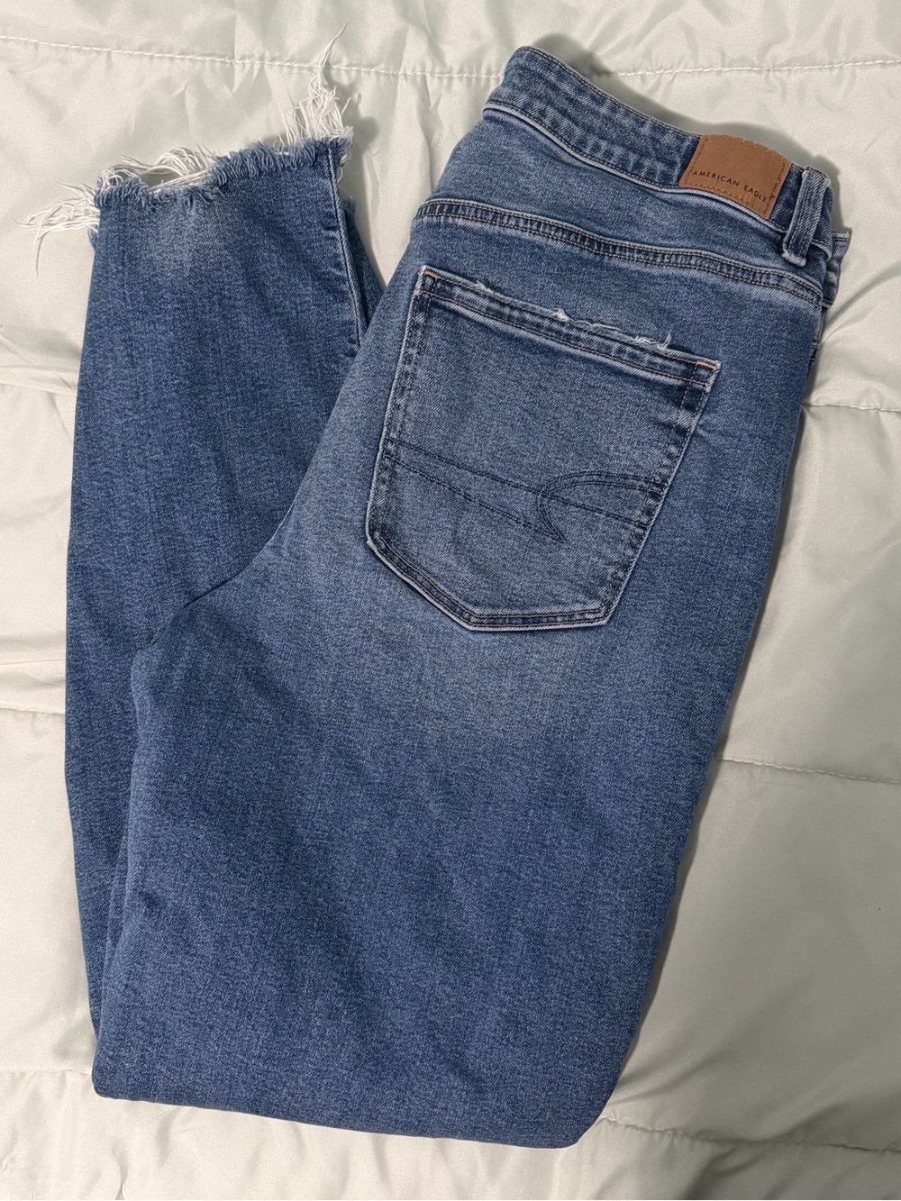 American Eagle Super High-Rise Blue Women’s Jeans